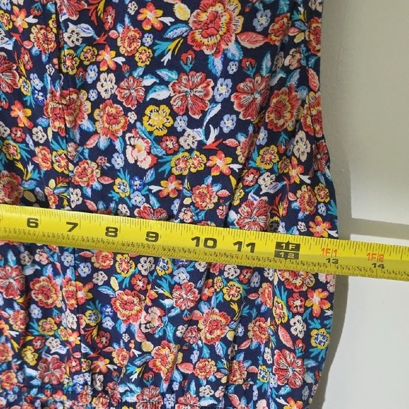 Old Navy Multicolor Floral Dress - Picture 5 of 6